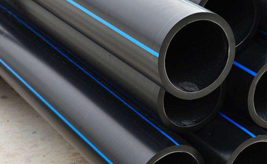 天勤工人奮力趕制PE管材訂單，保障水暖工程順利推進